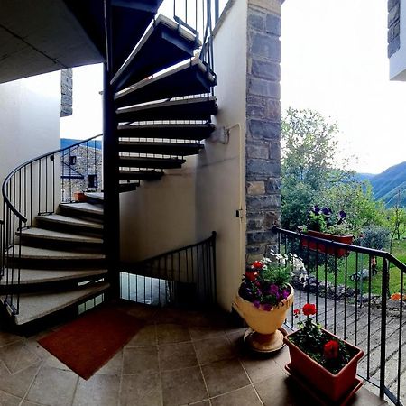 Apartamentos Ordesa Infinita Asin de Broto Ngoại thất bức ảnh